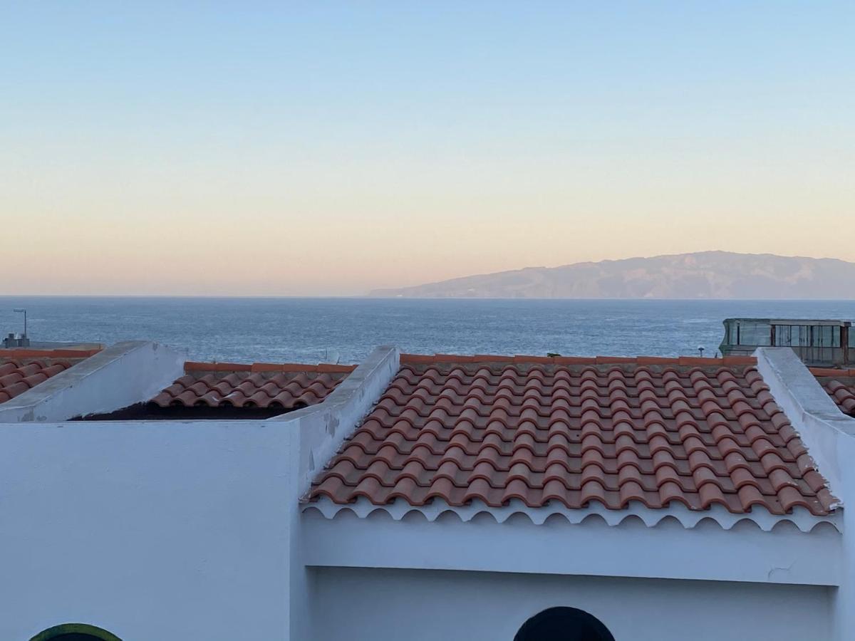 Holiday House Parque Azul Playa La Arena Free Wifi Puerto de Santiago  Exteriör bild